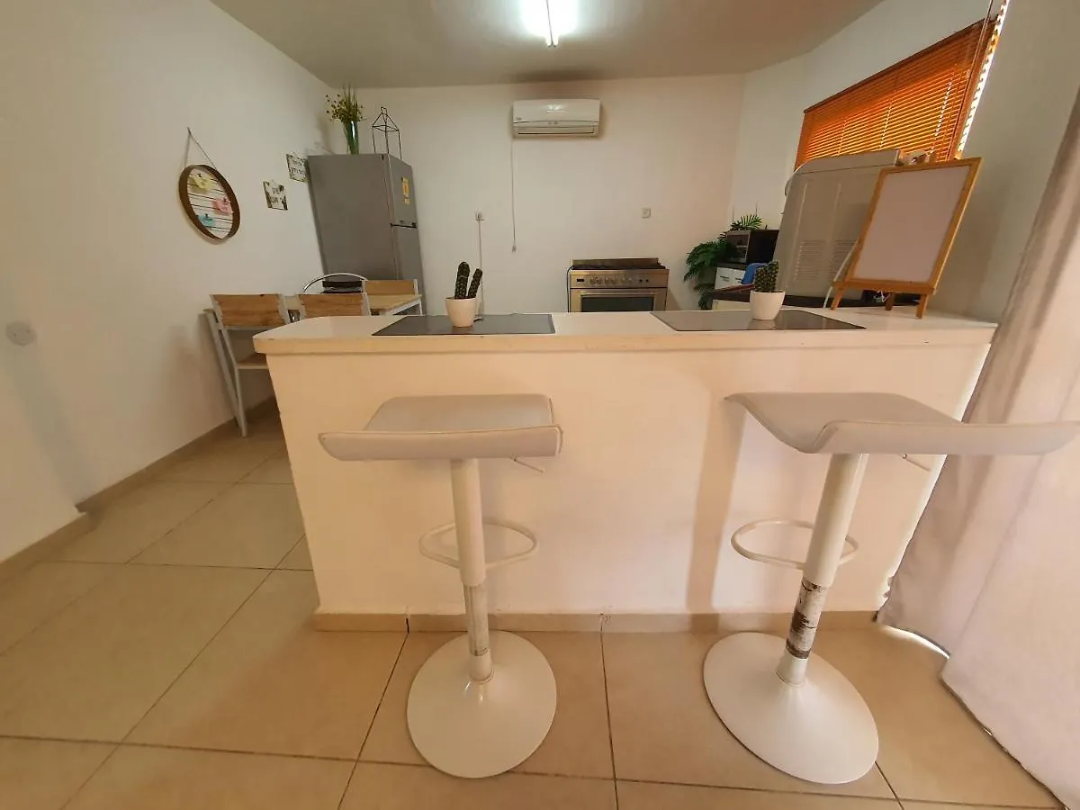 Barak Royal Suites 20 Garden Jacuzzi - ג'קוזי בחצר Eilat Apartment