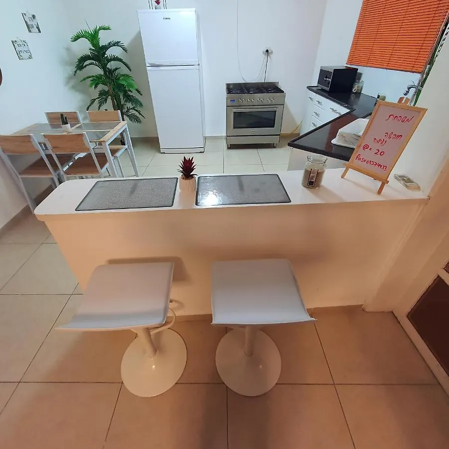 Barak Royal Suites 20 Garden Jacuzzi - ג'קוזי בחצר Eilat Apartment