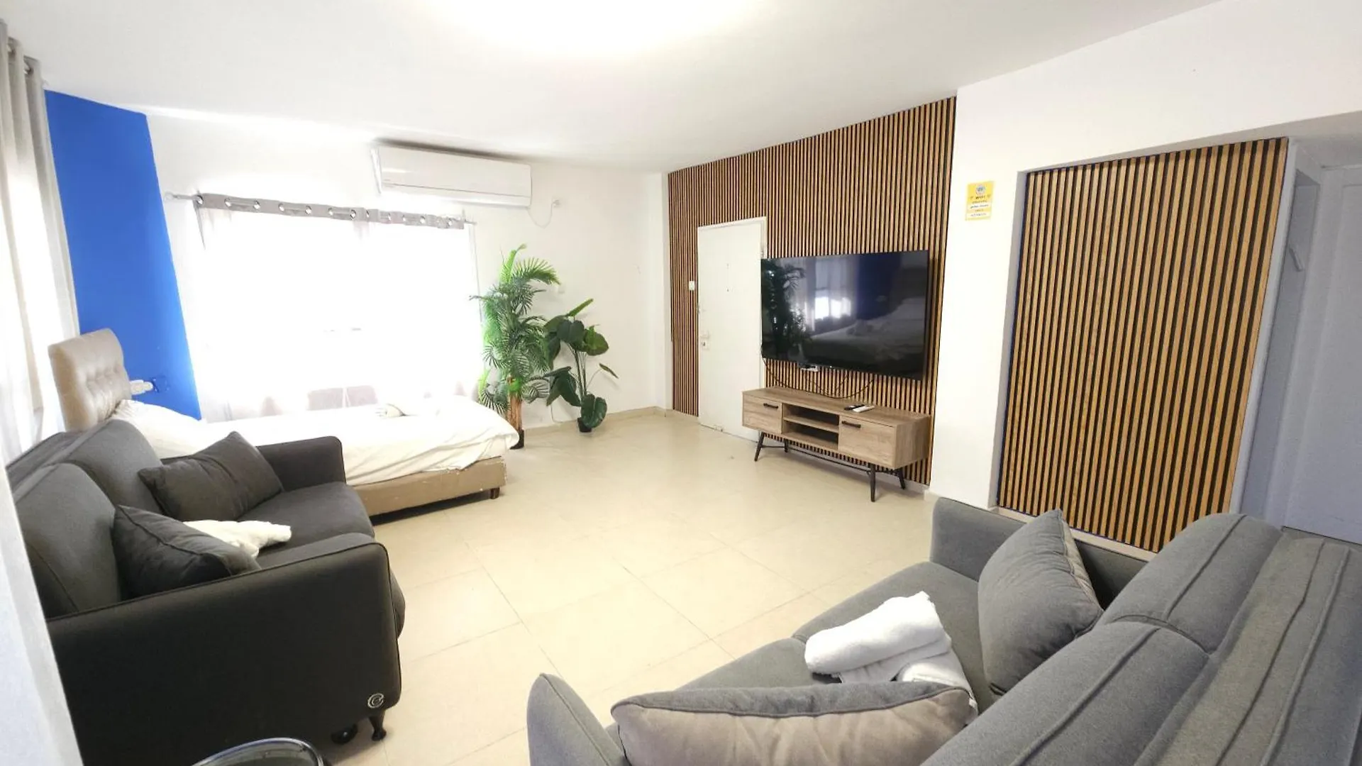 Barak Royal Suites 20 Garden Jacuzzi - ג'קוזי בחצר Eilat Israel